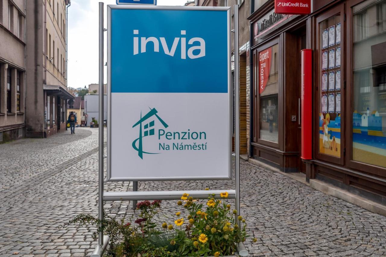 Dvůr Králové nad Labem Penzion Na Namesti מראה חיצוני תמונה